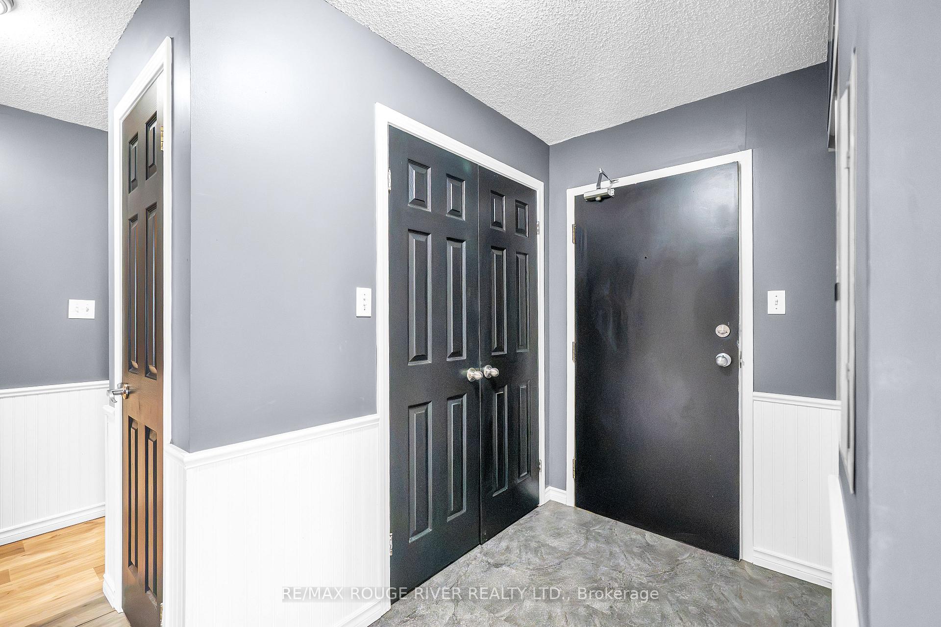 Photo 9 of Unit 210, 91 Aspen Springs Drive, Clarington, Bowmanville — HOMEH