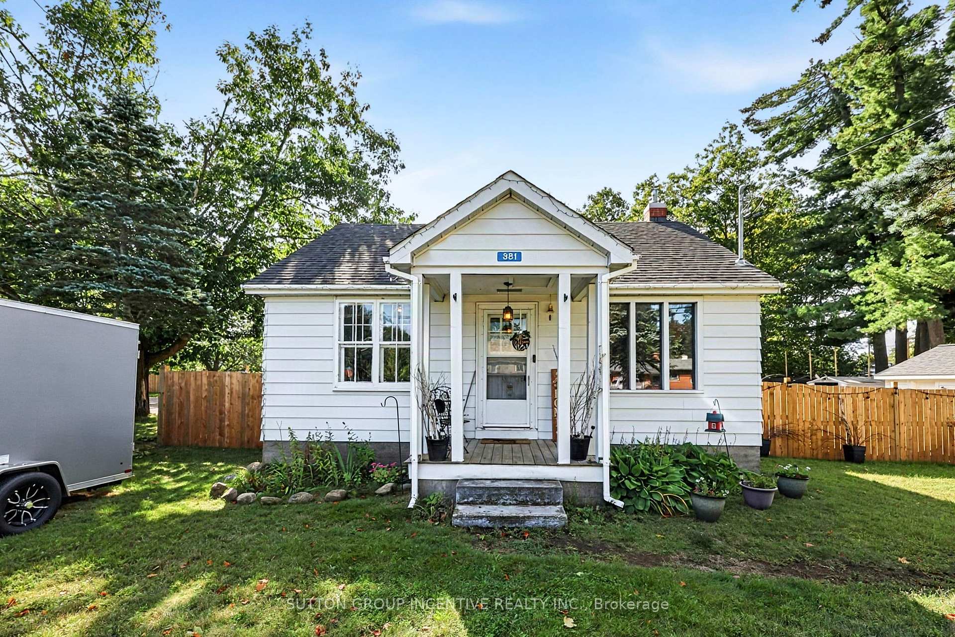 Photo 1 of 381 David Street E, Gravenhurst, Muskoka (S) — HOMEH