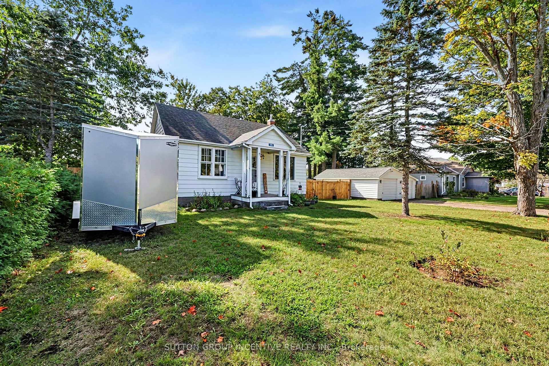 Photo 7 of 381 David Street E, Gravenhurst, Muskoka (S) — HOMEH