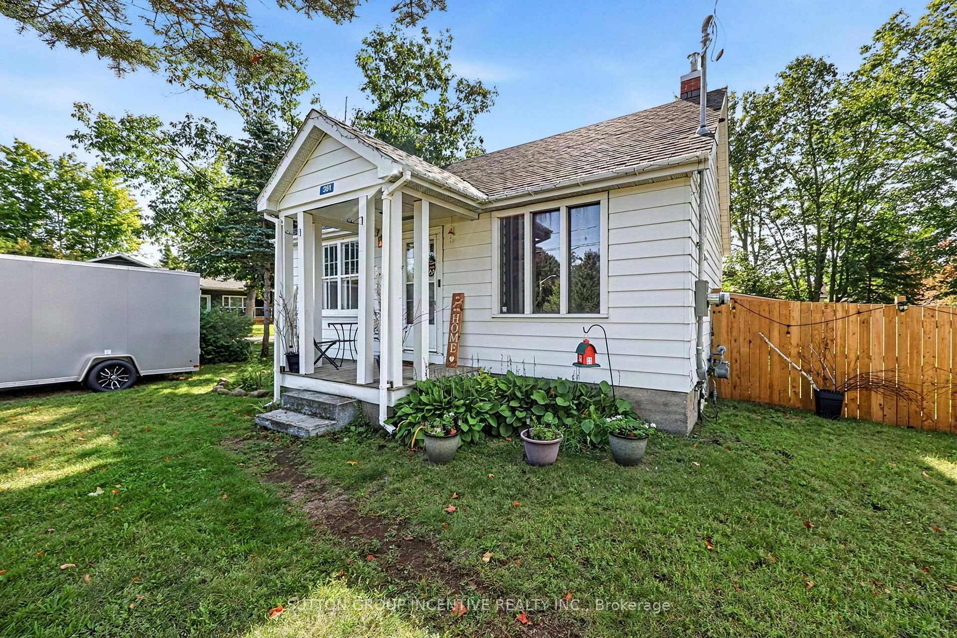 Photo 8 of 381 David Street E, Gravenhurst, Muskoka (S) — HOMEH