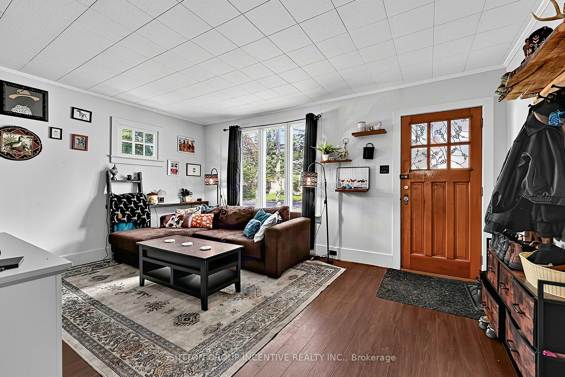 Photo 13 of 381 David Street E, Gravenhurst, Muskoka (S) — HOMEH