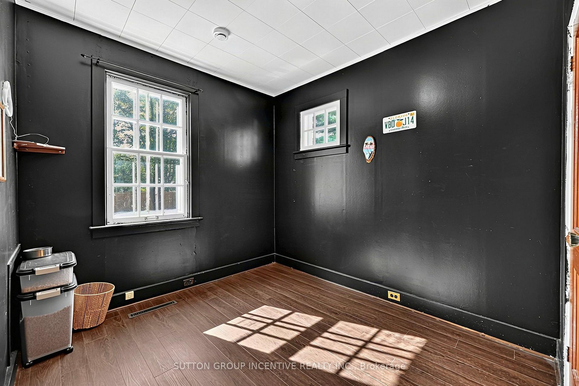 Photo 21 of 381 David Street E, Gravenhurst, Muskoka (S) — HOMEH