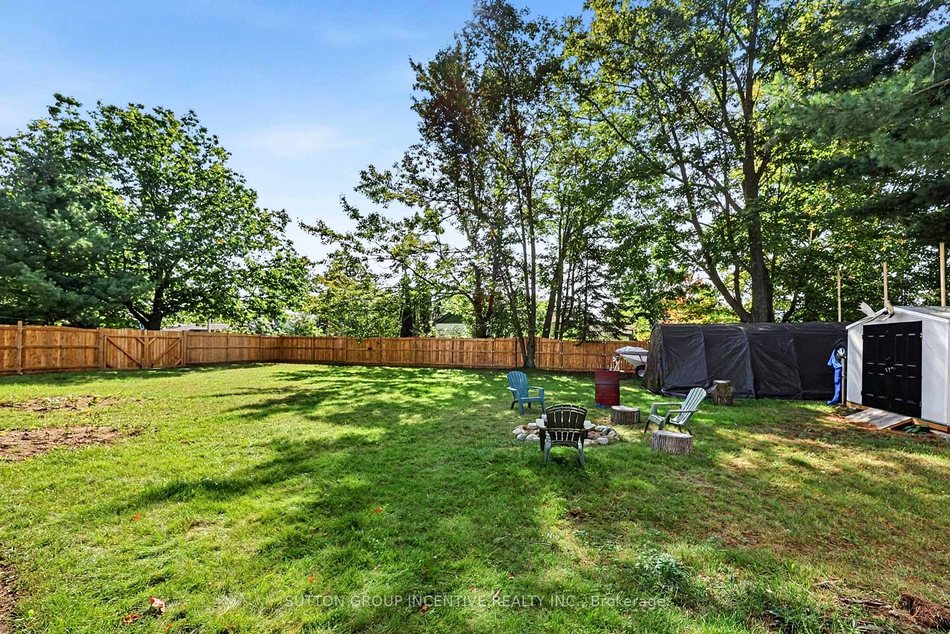 Photo 25 of 381 David Street E, Gravenhurst, Muskoka (S) — HOMEH