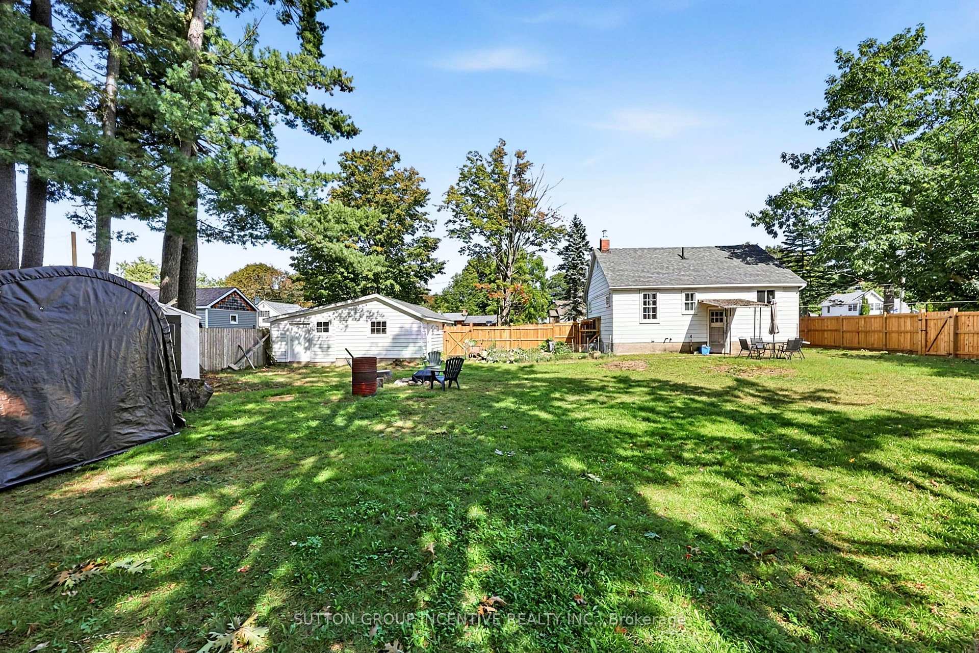 Photo 33 of 381 David Street E, Gravenhurst, Muskoka (S) — HOMEH