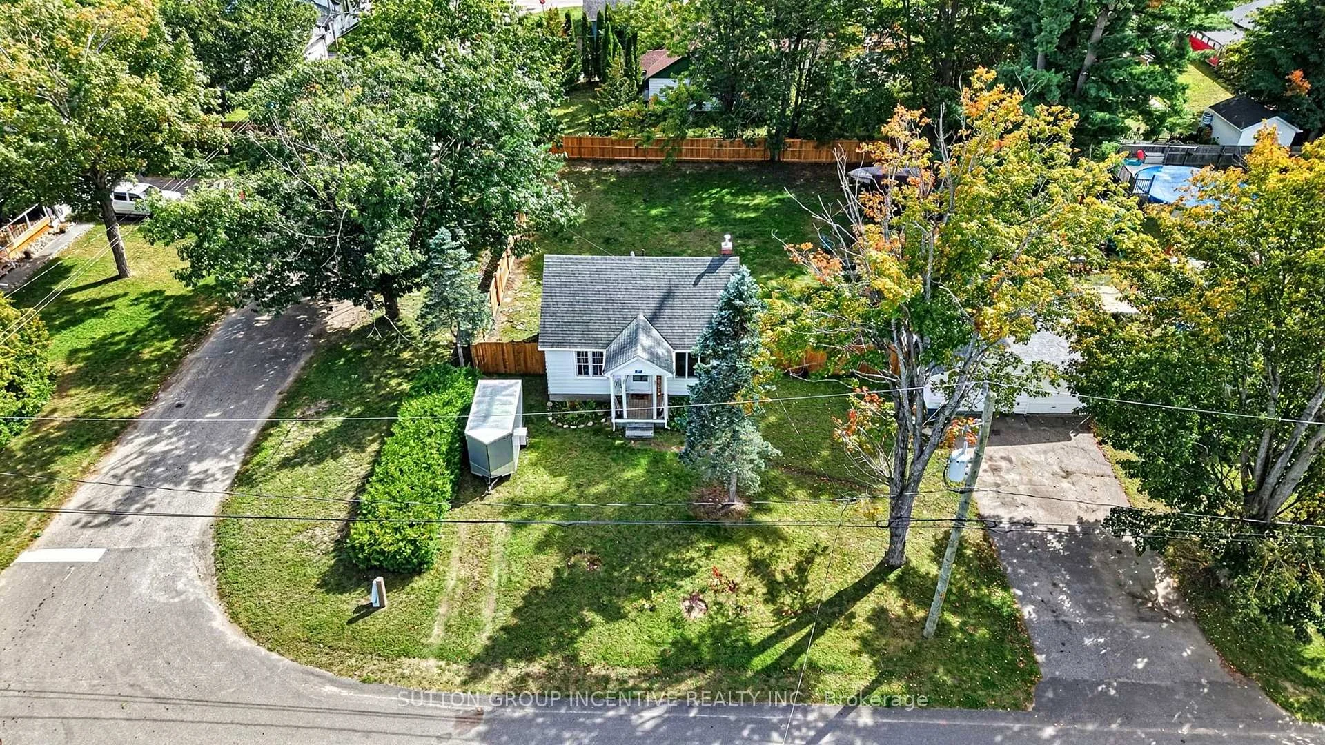 Photo 38 of 381 David Street E, Gravenhurst, Muskoka (S) — HOMEH