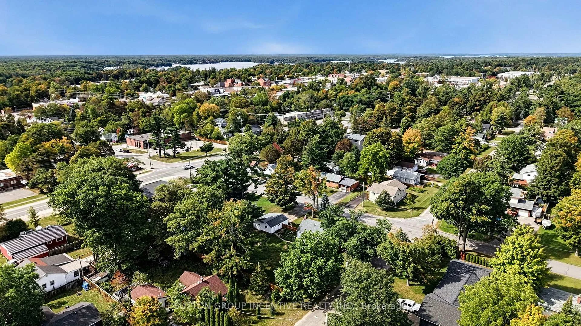 Photo 43 of 381 David Street E, Gravenhurst, Muskoka (S) — HOMEH
