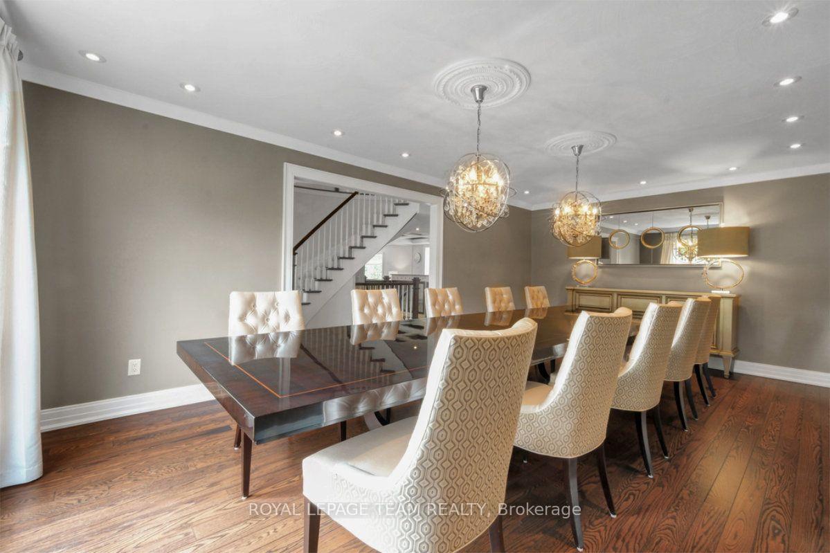 Photo 10 of 7 Charnwood Court, Ottawa, Pineglen/Country Place — HOMEH