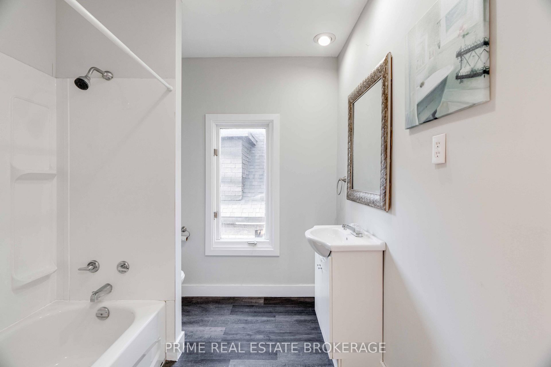 Photo 10 of 7 Marmora Street, London, East L — HOMEH