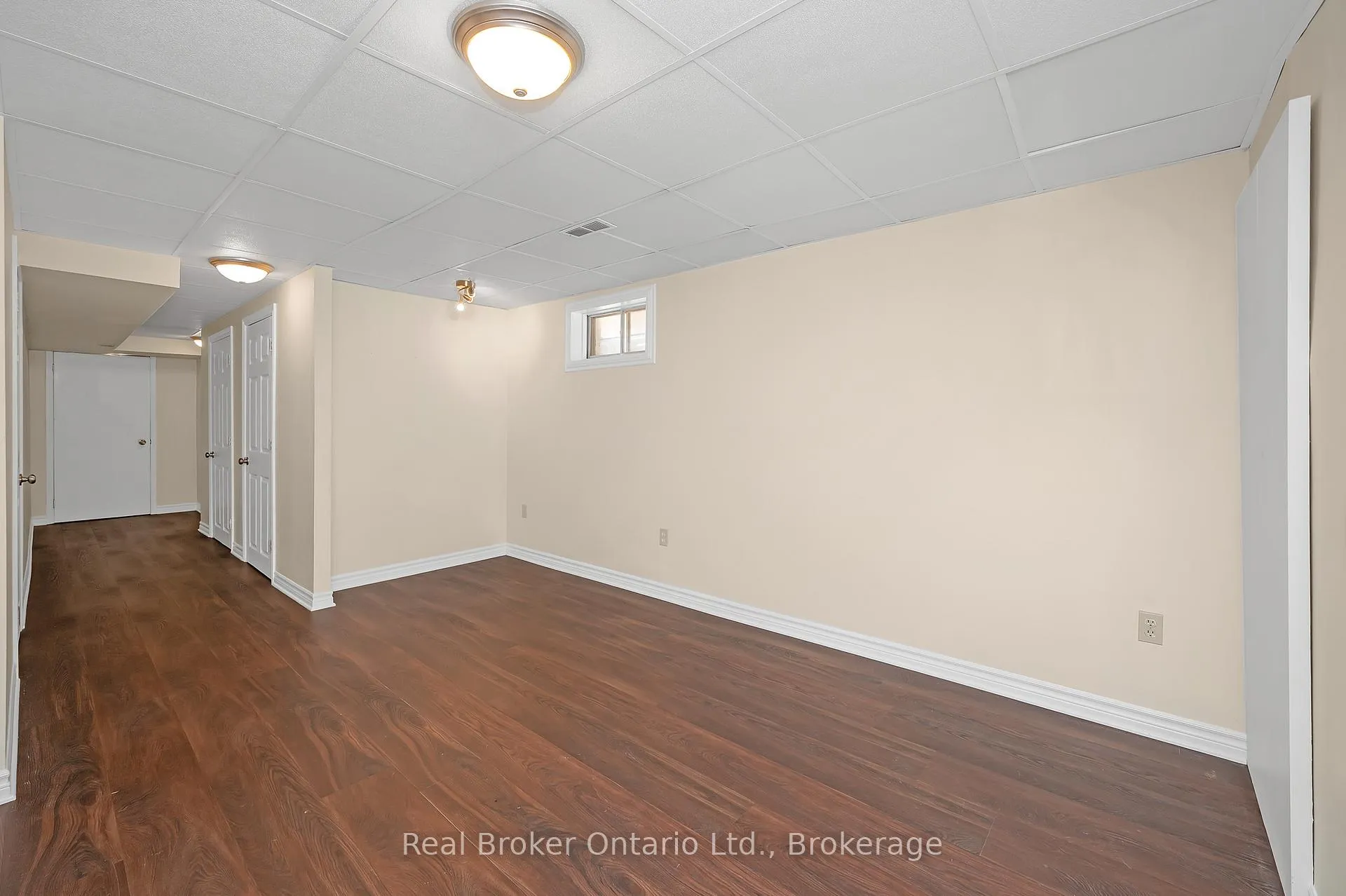 Photo 31 of 353 Macintosh Drive, Hamilton, Stoney Creek — HOMEH