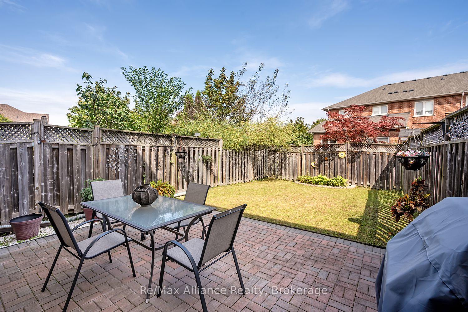 Photo 29 of 2155 Redstone Crescent, Oakville, Westmount — HOMEH