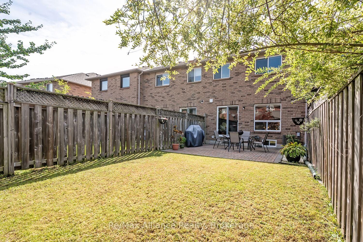 Photo 31 of 2155 Redstone Crescent, Oakville, Westmount — HOMEH