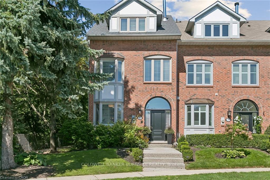 Photo 3 of 73 Windhaven Place, Oakville, Bronte — HOMEH