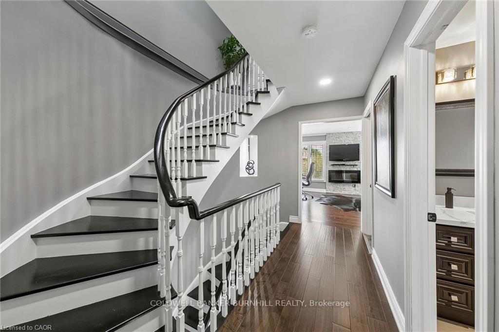 Photo 20 of 73 Windhaven Place, Oakville, Bronte — HOMEH