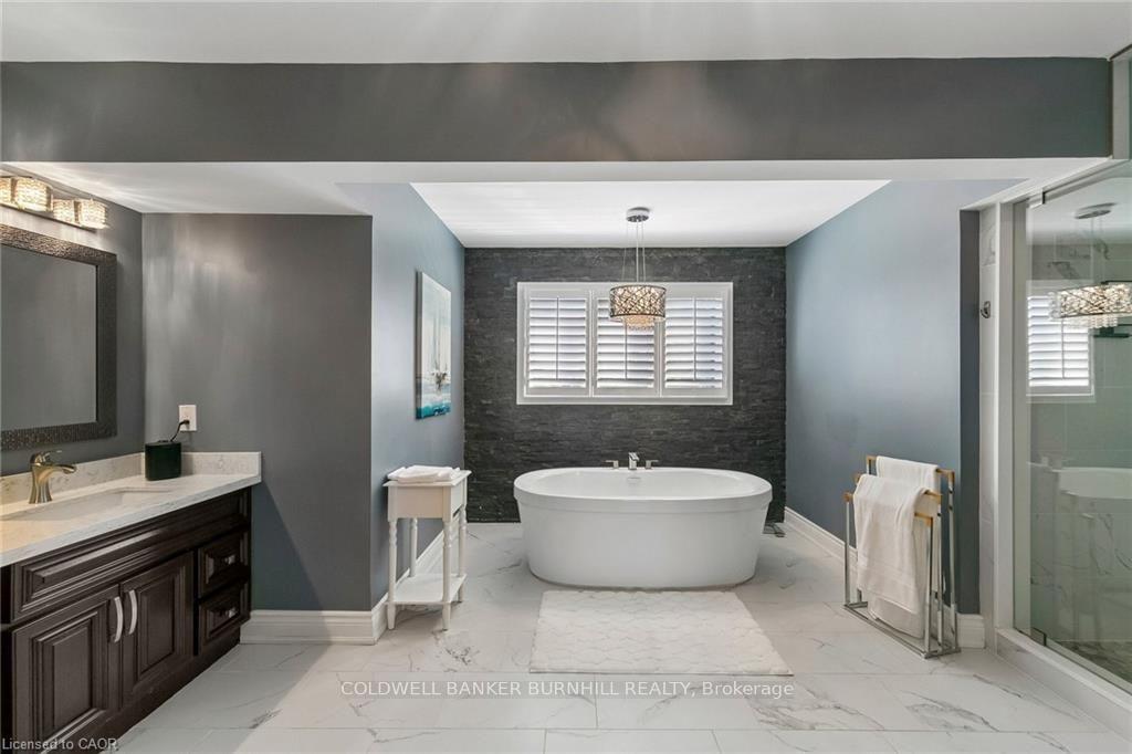 Photo 29 of 73 Windhaven Place, Oakville, Bronte — HOMEH