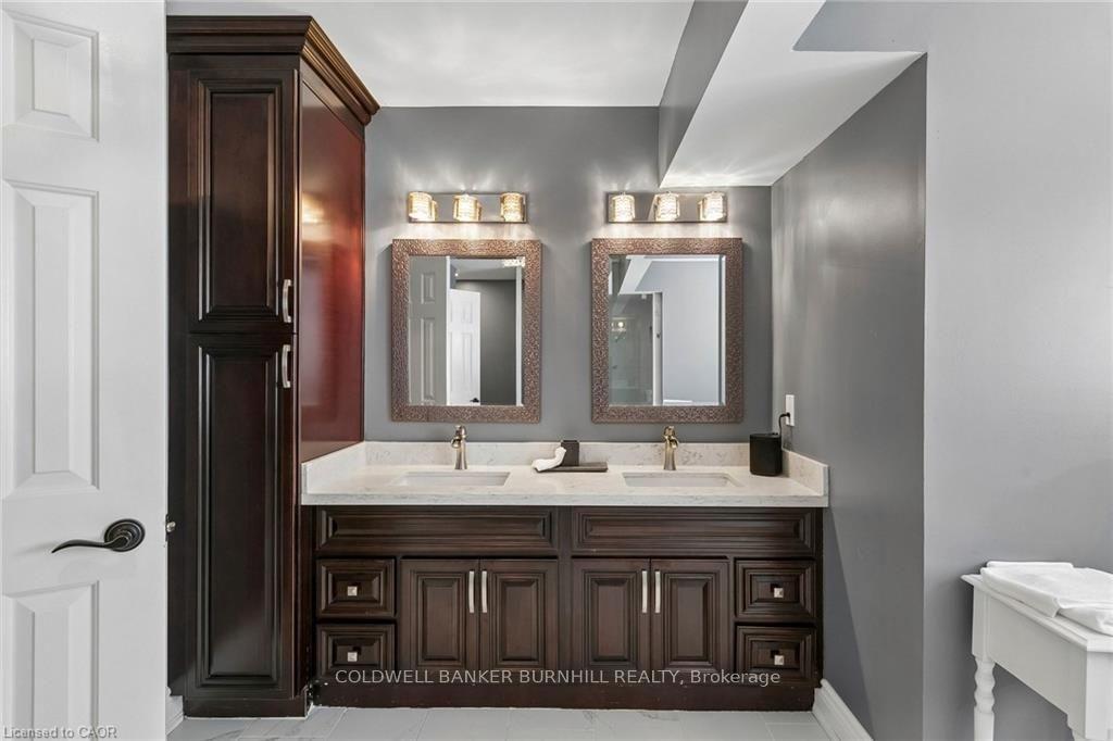 Photo 32 of 73 Windhaven Place, Oakville, Bronte — HOMEH