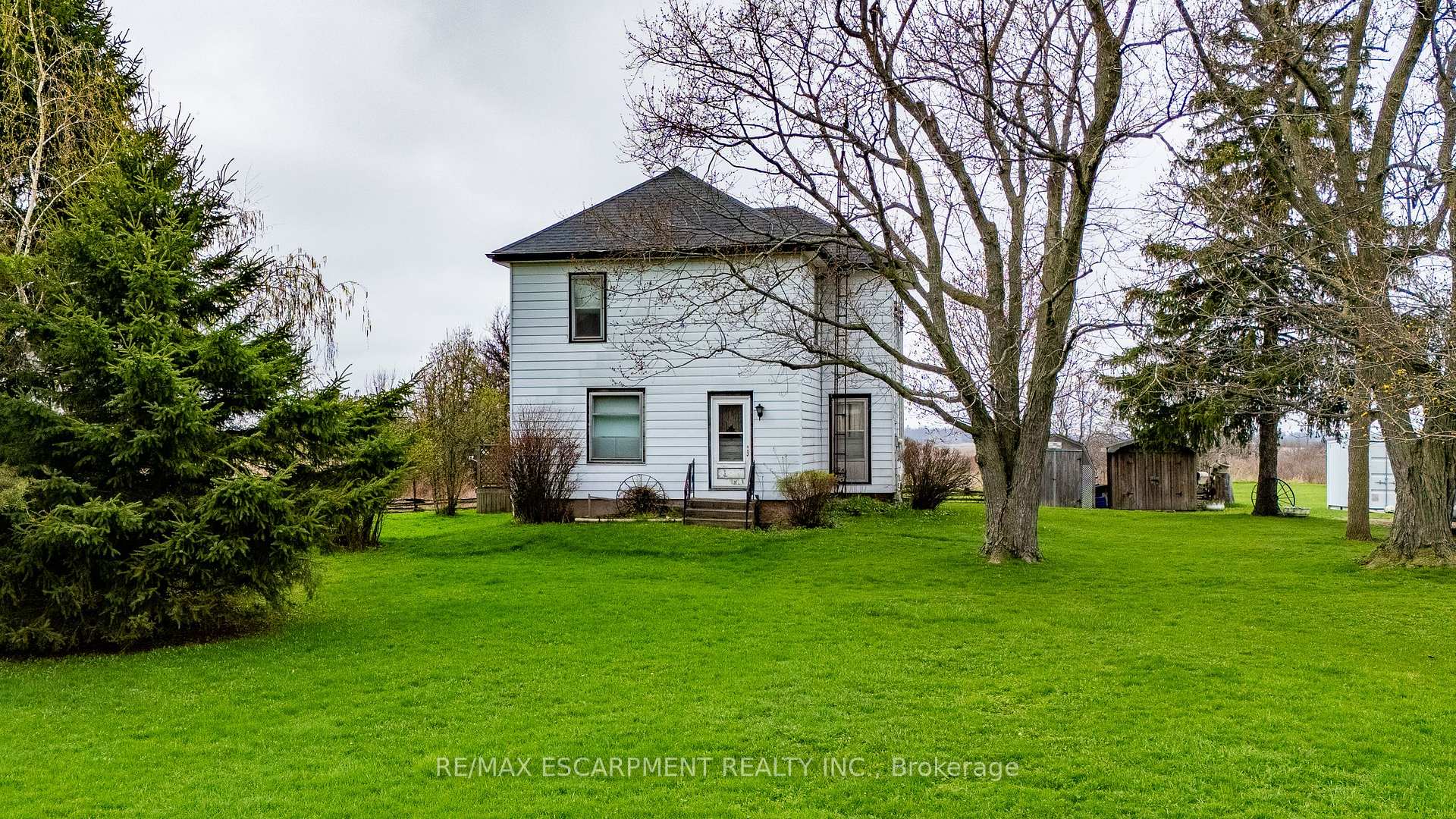 Photo 6 of 335 McKenzie Road, Haldimand — HOMEH
