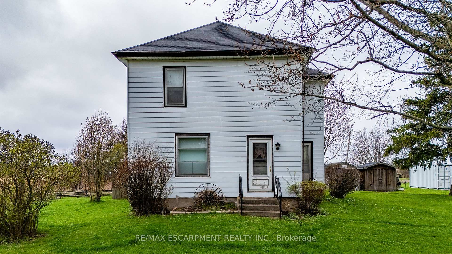 Photo 7 of 335 McKenzie Road, Haldimand — HOMEH