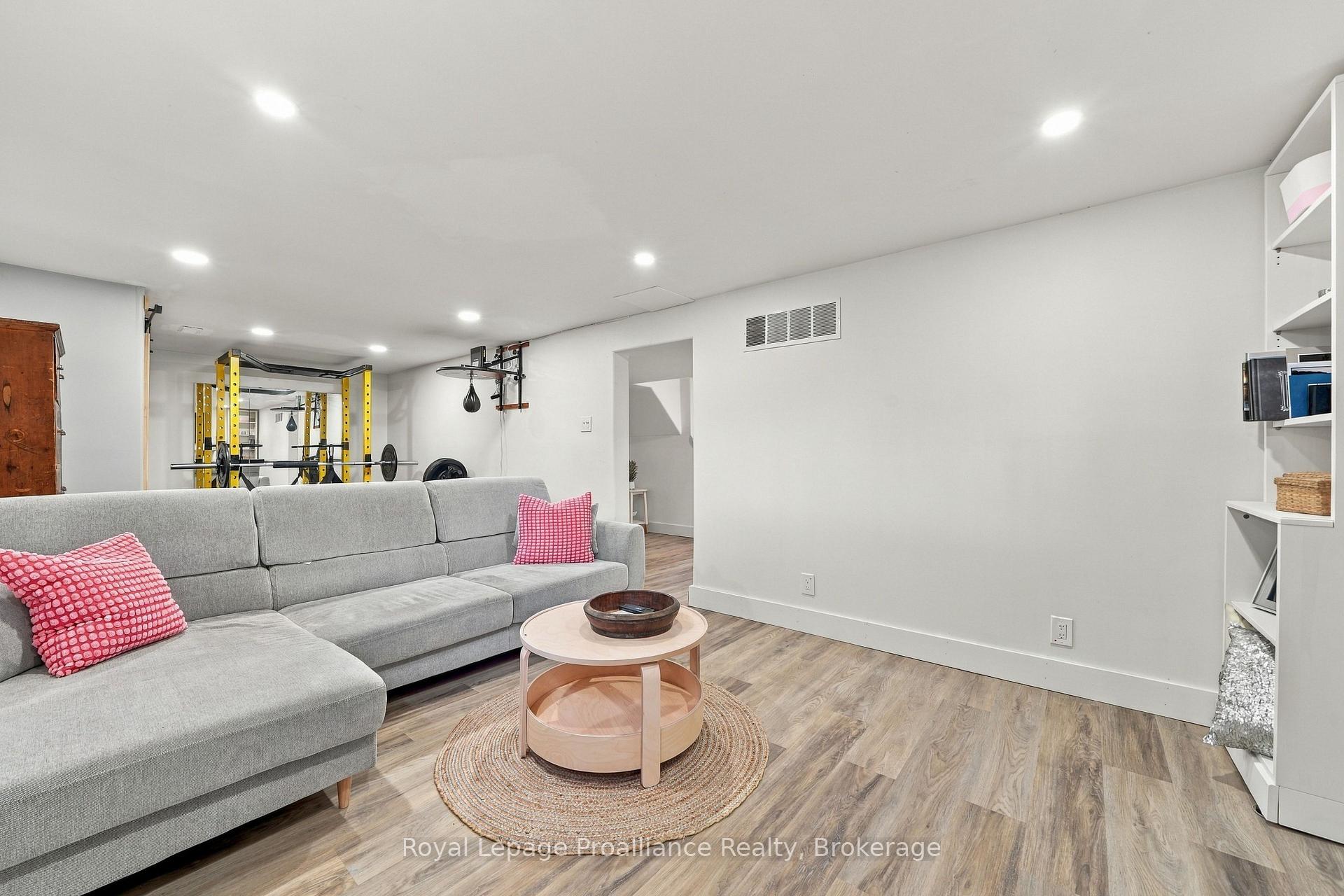 Photo 19 of 12 Orchard Crescent, Brighton — HOMEH