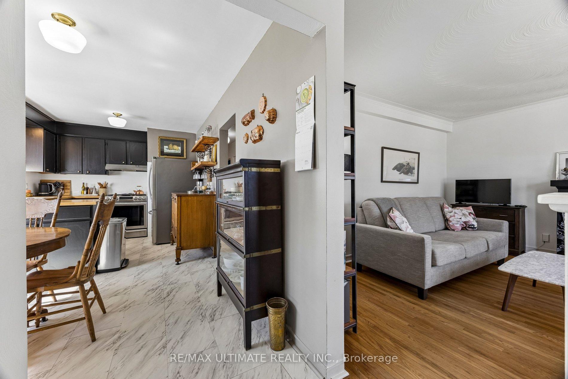 Photo 7 of 64 Hart Avenue, Scarborough, Kennedy Park — HOMEH