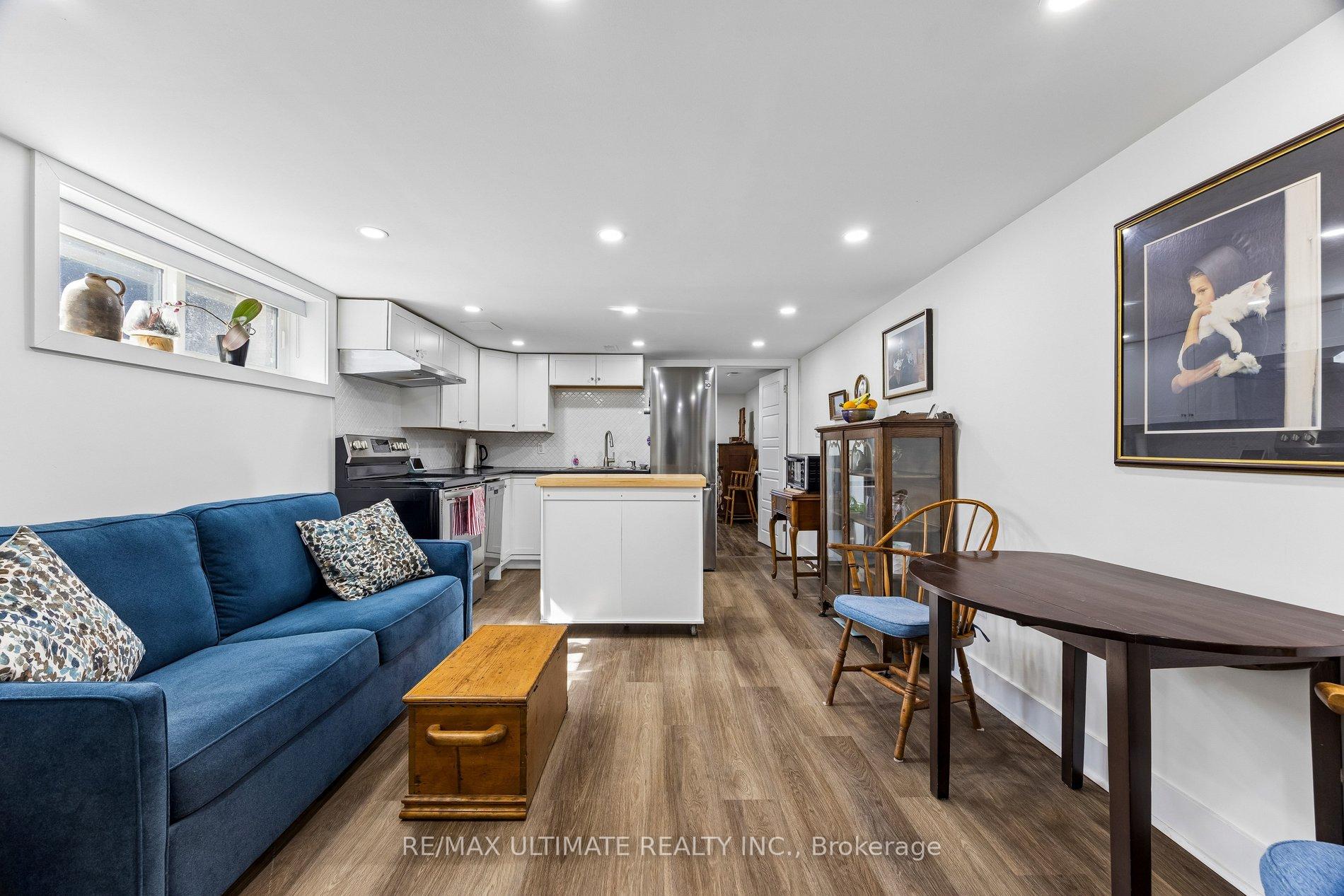 Photo 17 of 64 Hart Avenue, Scarborough, Kennedy Park — HOMEH