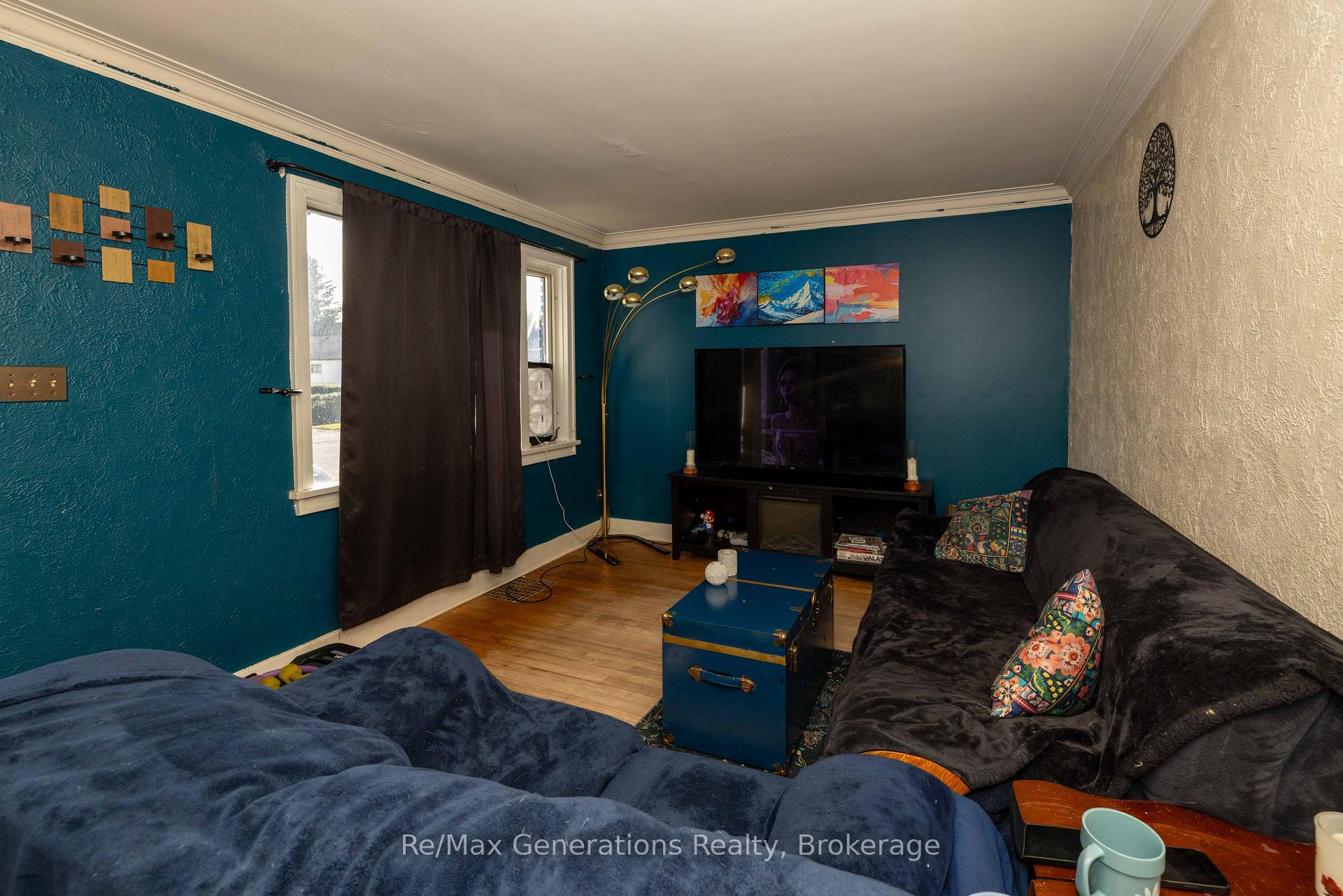 Photo 6 of 511 Empire Avenue E, Thunder Bay, Westfort — HOMEH