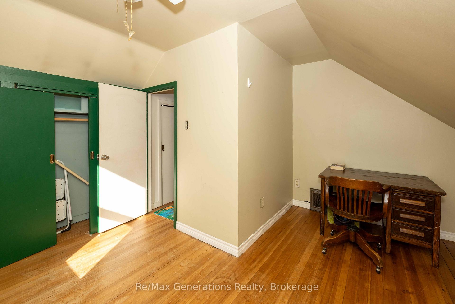 Photo 14 of 511 Empire Avenue E, Thunder Bay, Westfort — HOMEH