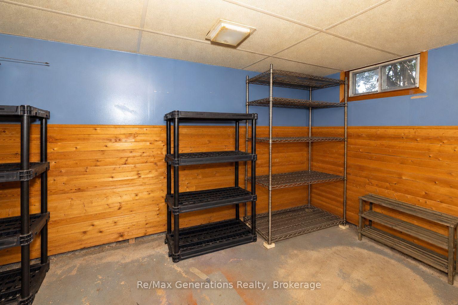 Photo 17 of 511 Empire Avenue E, Thunder Bay, Westfort — HOMEH