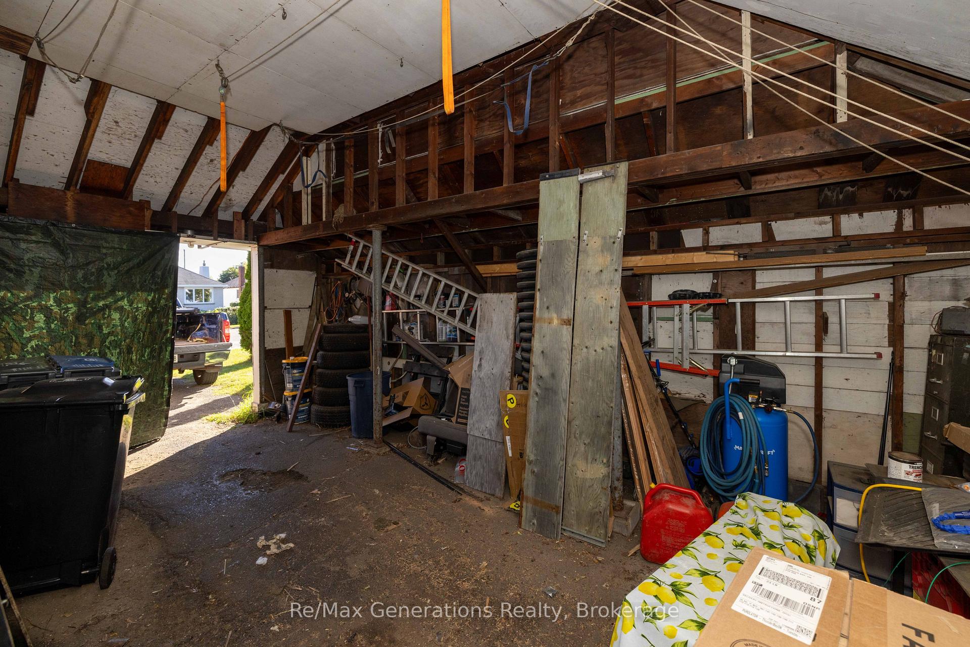 Photo 26 of 511 Empire Avenue E, Thunder Bay, Westfort — HOMEH