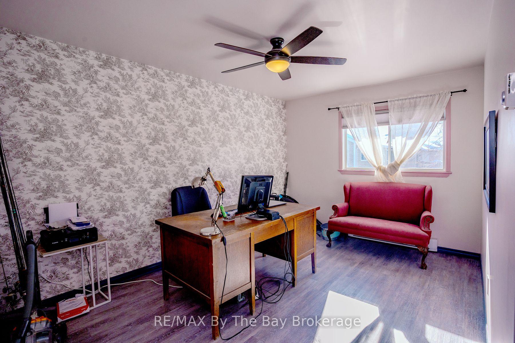 Photo 14 of 247 Simcoe Street, Clearview, Stayner — HOMEH