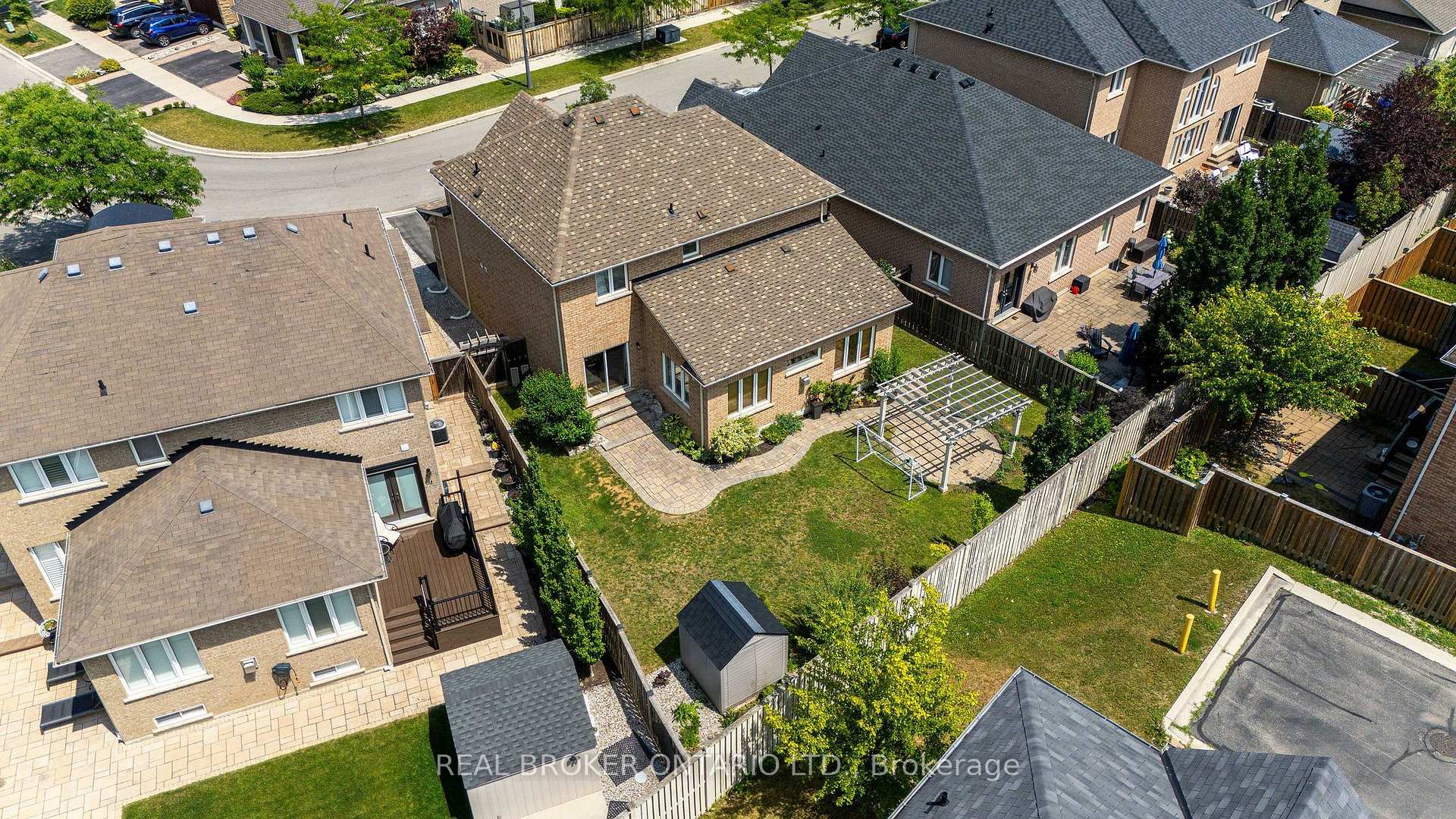 Photo 2 of 636 Serafini Crescent, Milton, Willmott — HOMEH