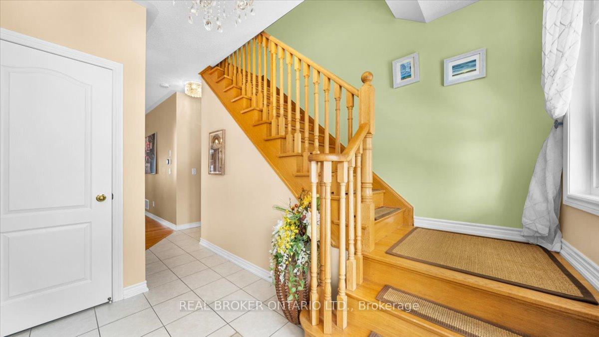 Photo 7 of 636 Serafini Crescent, Milton, Willmott — HOMEH