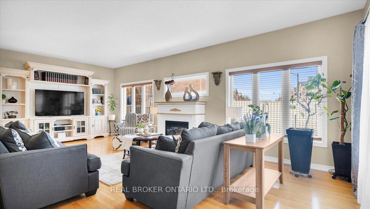 Photo 12 of 636 Serafini Crescent, Milton, Willmott — HOMEH