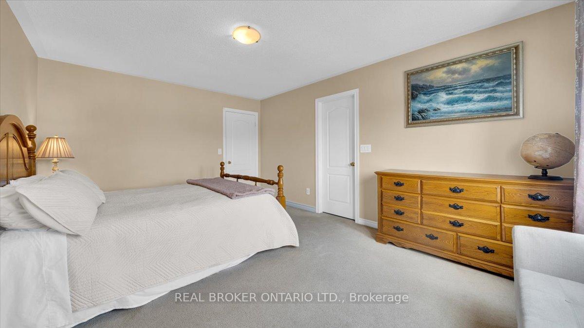 Photo 25 of 636 Serafini Crescent, Milton, Willmott — HOMEH