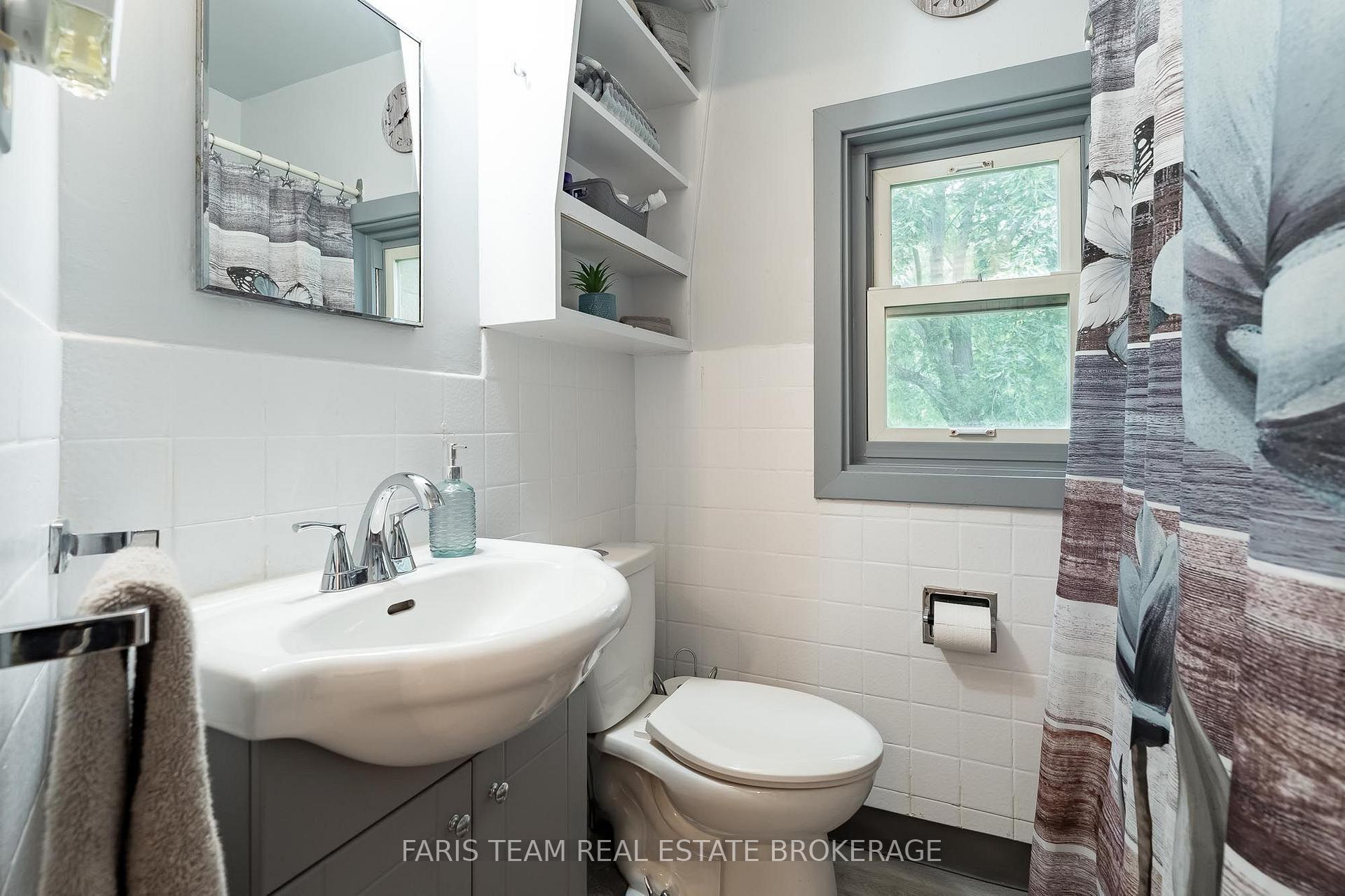 Photo 47 of 3400 Baldwick Lane, Springwater, Rural Springwater — HOMEH