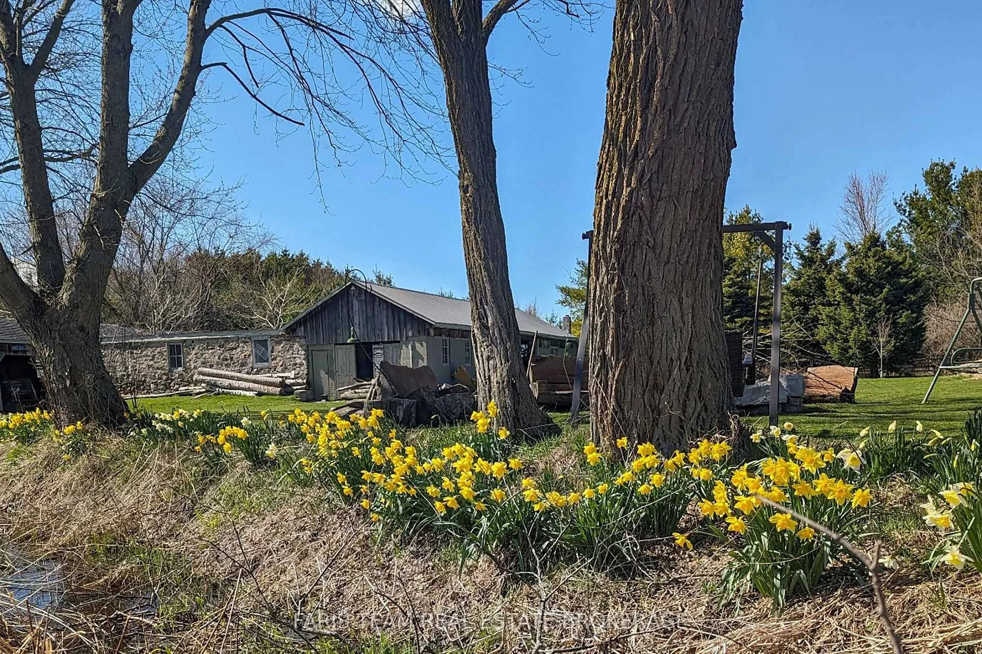 Photo 96 of 3400 Baldwick Lane, Springwater, Rural Springwater — HOMEH