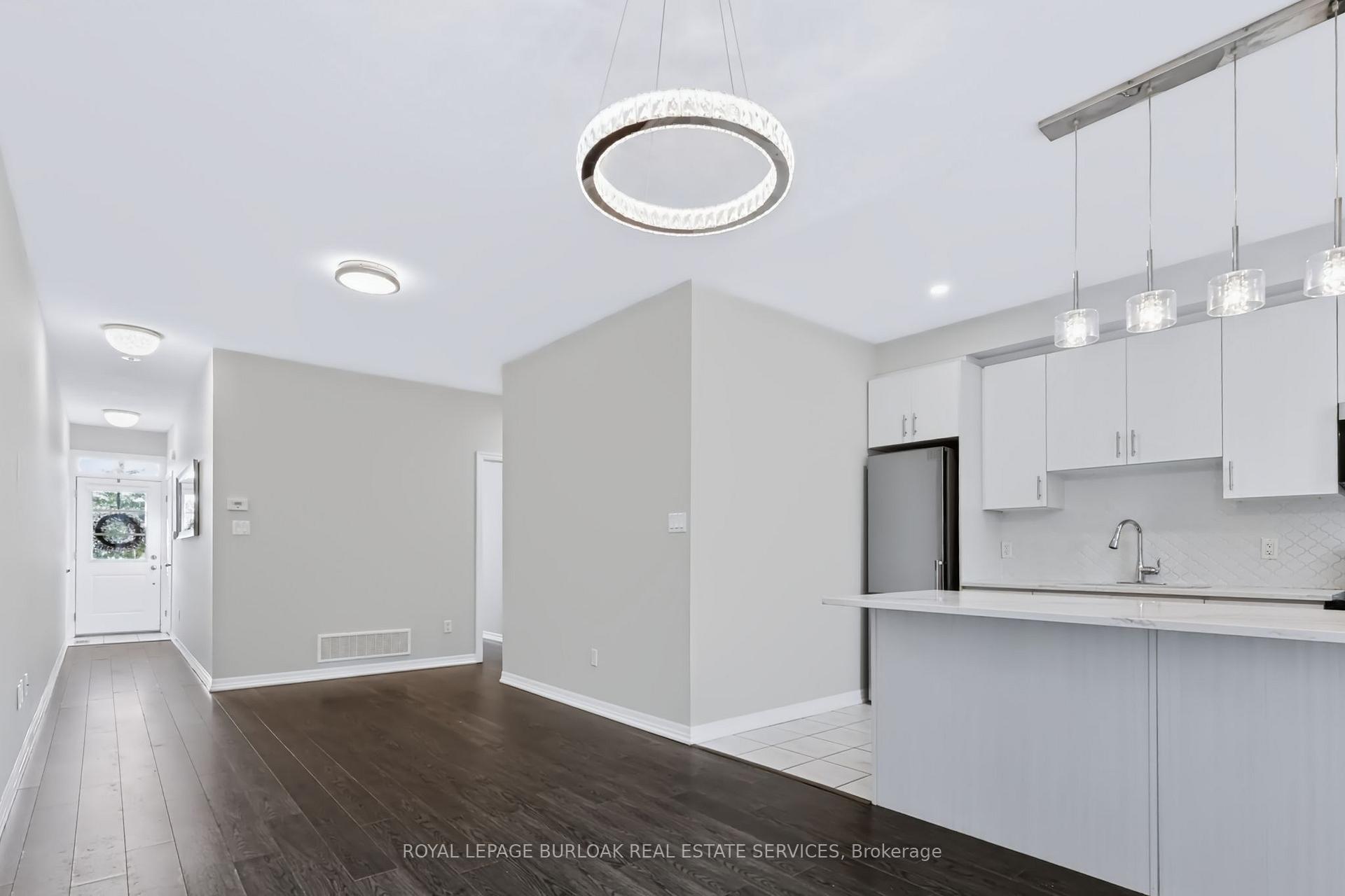 Photo 11 of Unit 22, 290 Barton Street, Hamilton, Strathcona — HOMEH