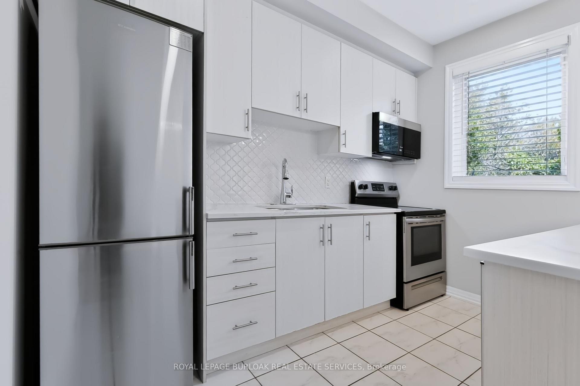 Photo 12 of Unit 22, 290 Barton Street, Hamilton, Strathcona — HOMEH