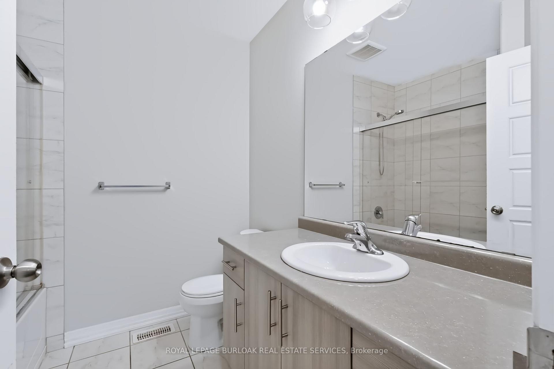Photo 17 of Unit 22, 290 Barton Street, Hamilton, Strathcona — HOMEH