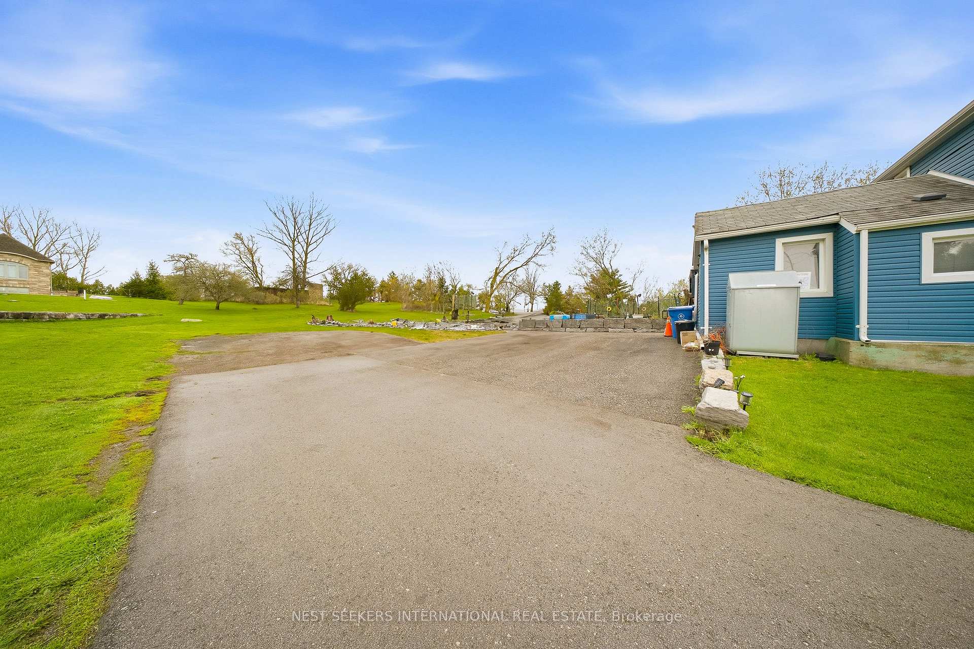 Photo 6 of 14155 Highway 27, King, Nobleton — HOMEH