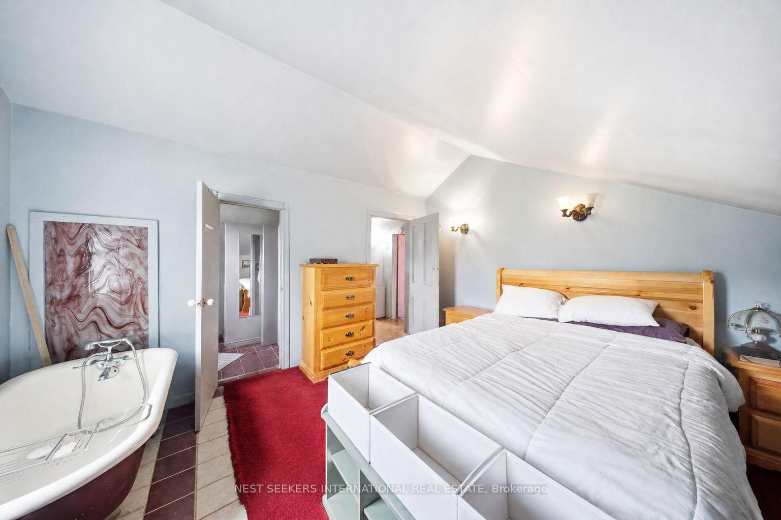 Photo 11 of 14155 Highway 27, King, Nobleton — HOMEH