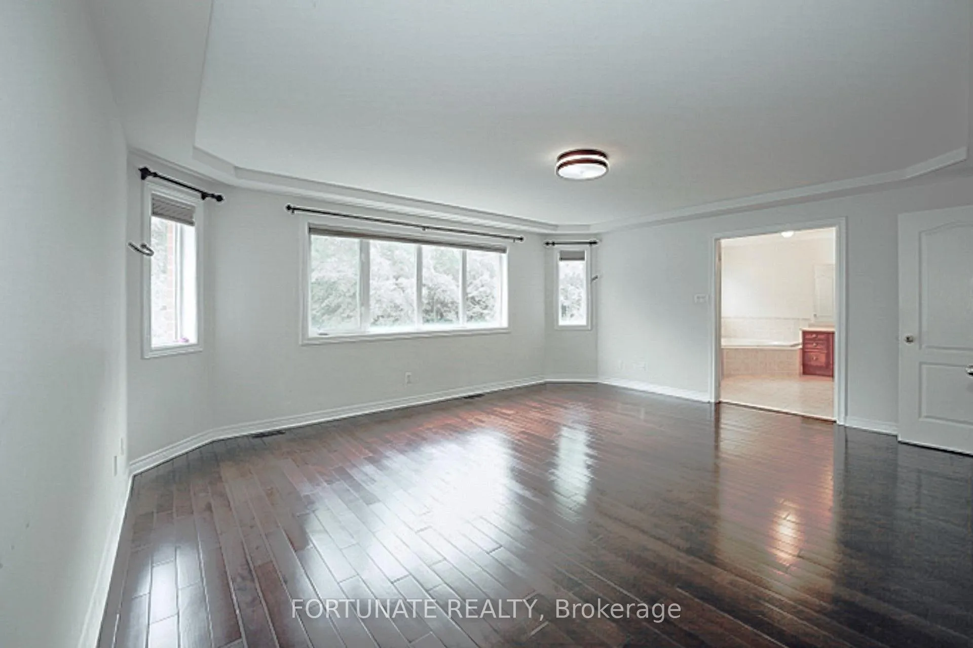 Photo 9 of 5175 Misty Pine Crescent, Mississauga, Churchill Meadows — HOMEH