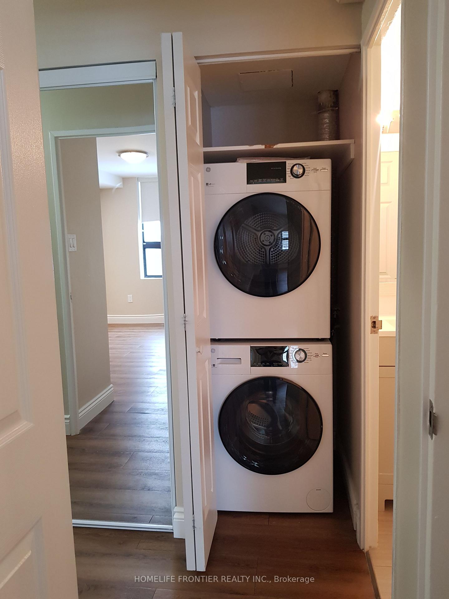 Photo 13 of Unit 914, 177 Linus Road, North York, Don Valley Village — HOMEH