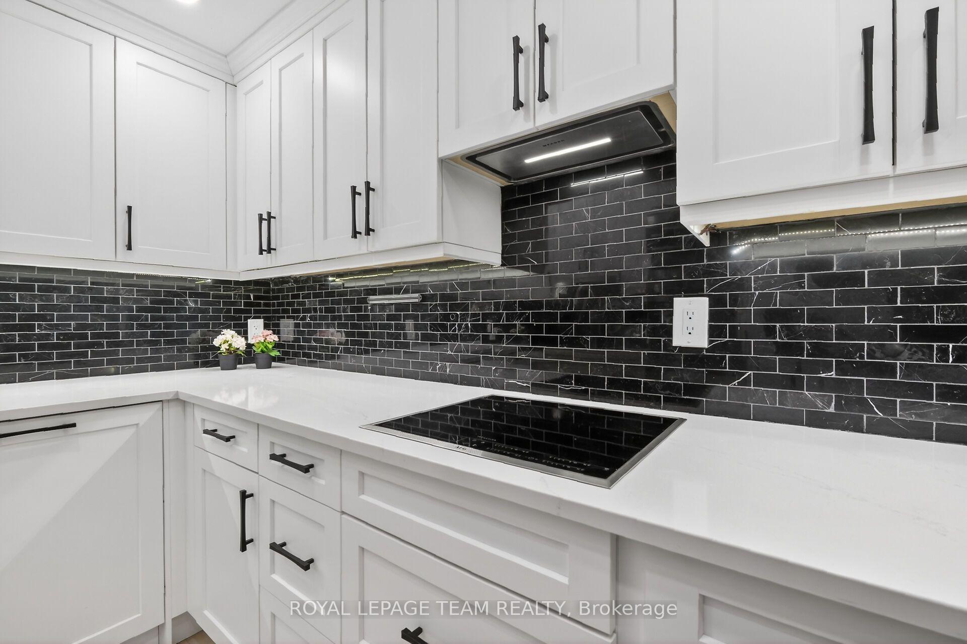 Photo 10 of Unit 2012, 515 St Laurent Boulevard, Ottawa, Viscount Alexander Park — HOMEH
