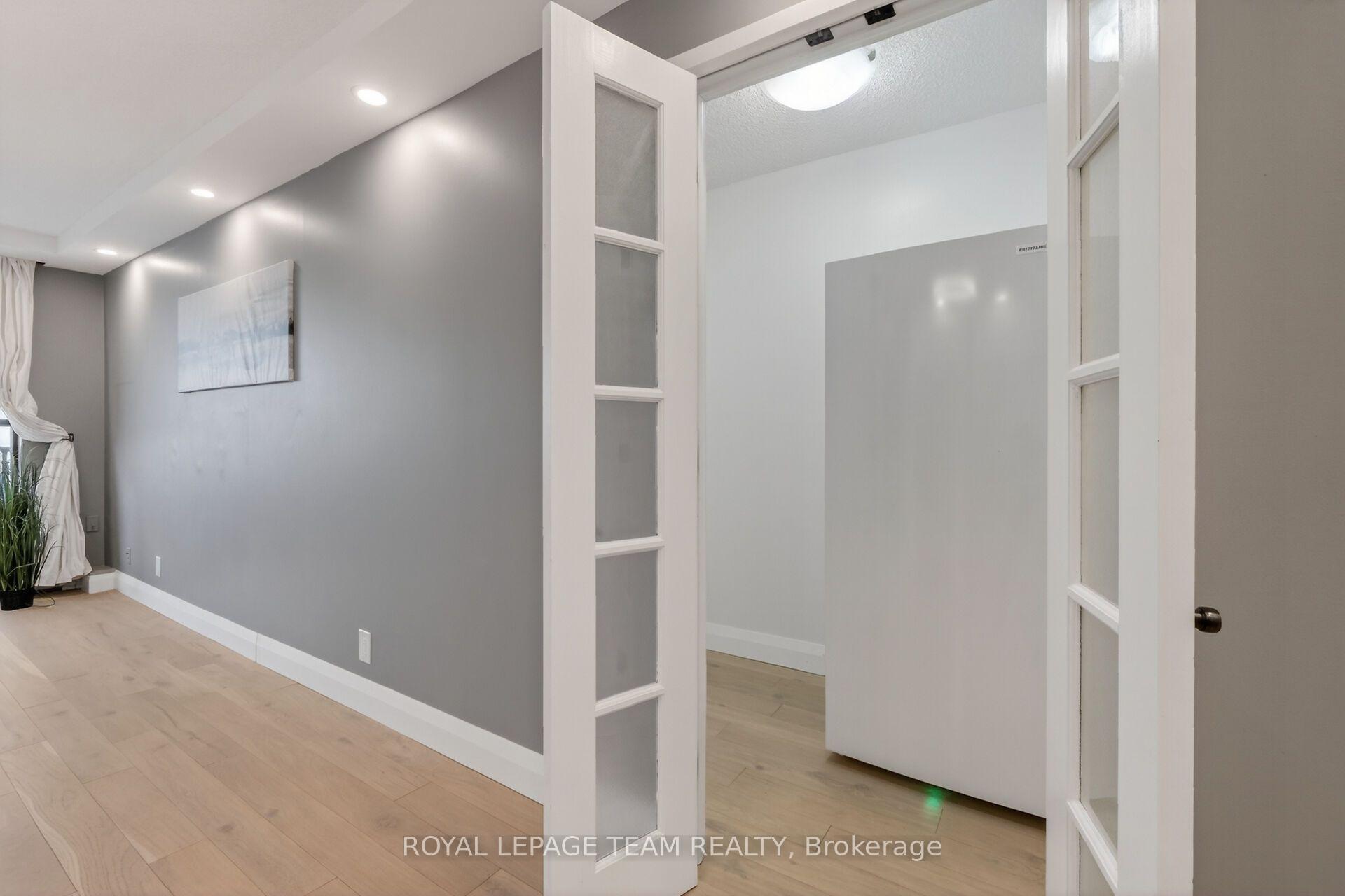 Photo 16 of Unit 2012, 515 St Laurent Boulevard, Ottawa, Viscount Alexander Park — HOMEH