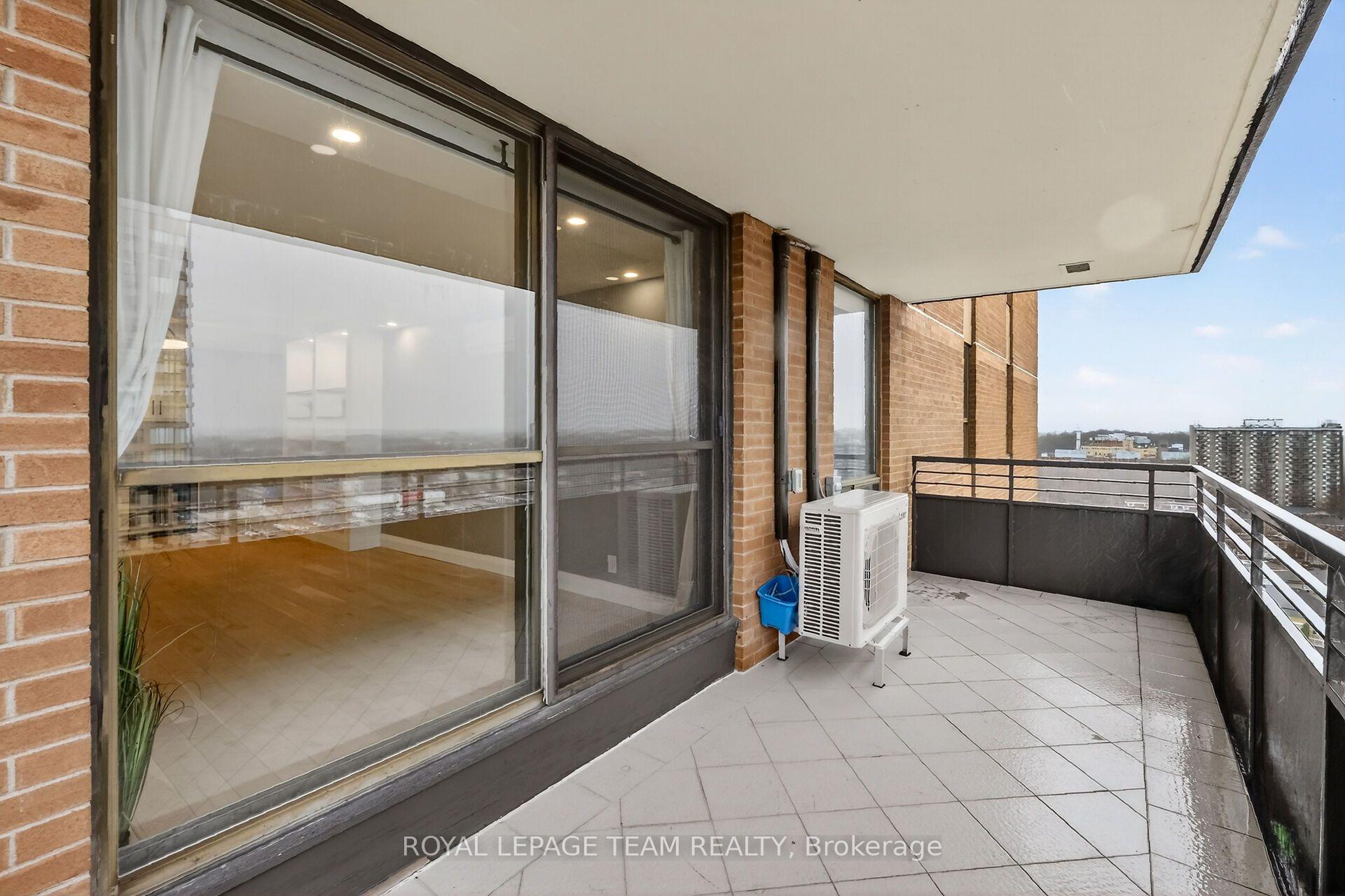 Photo 26 of Unit 2012, 515 St Laurent Boulevard, Ottawa, Viscount Alexander Park — HOMEH
