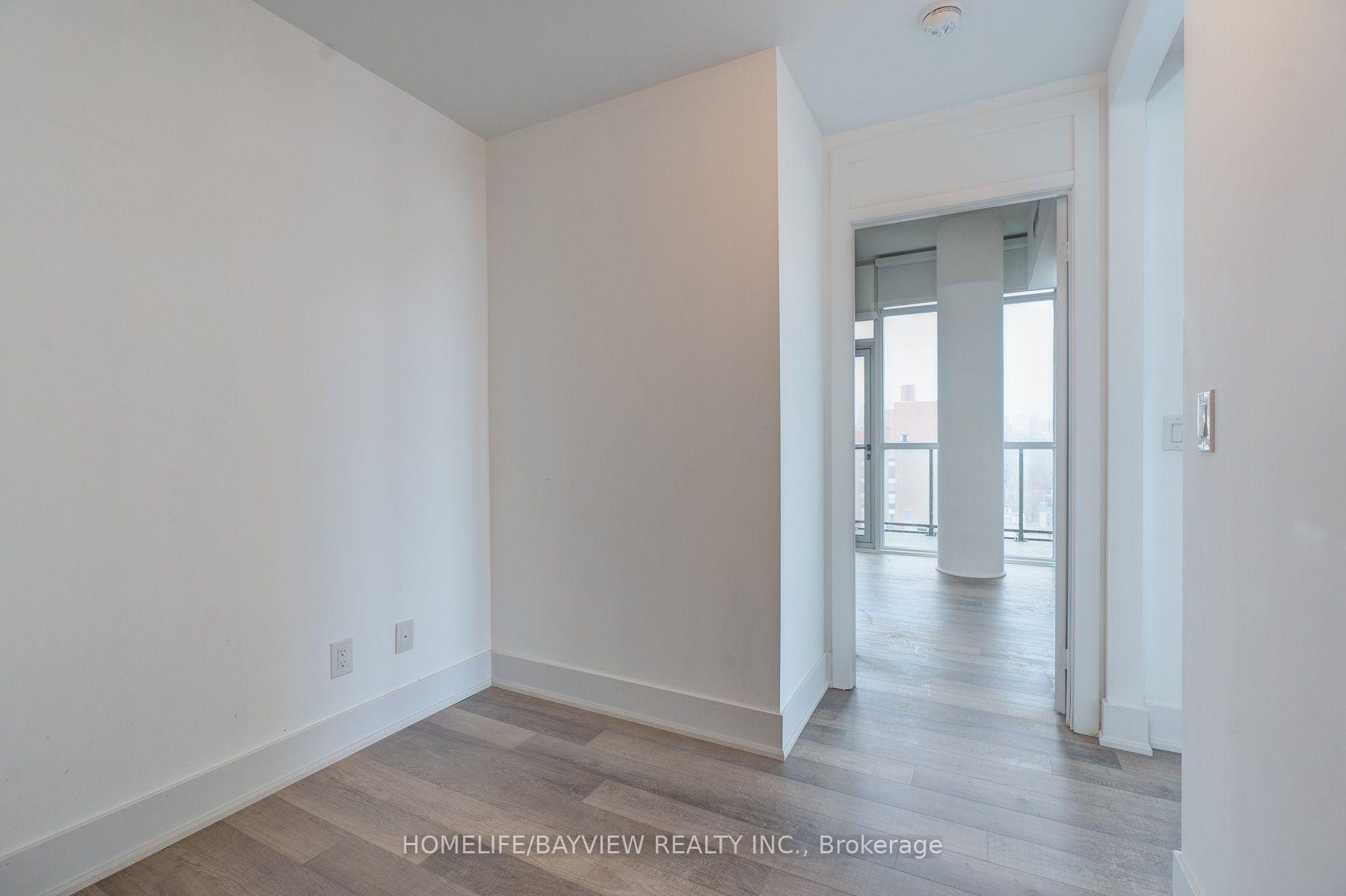 Photo 10 of Unit 703, 32 Davenport Road, Toronto, The Annex — HOMEH