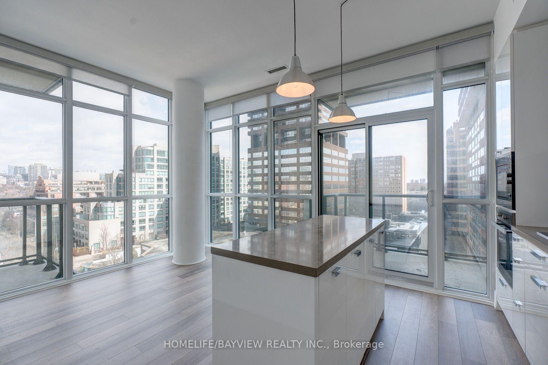 Photo 14 of Unit 703, 32 Davenport Road, Toronto, The Annex — HOMEH