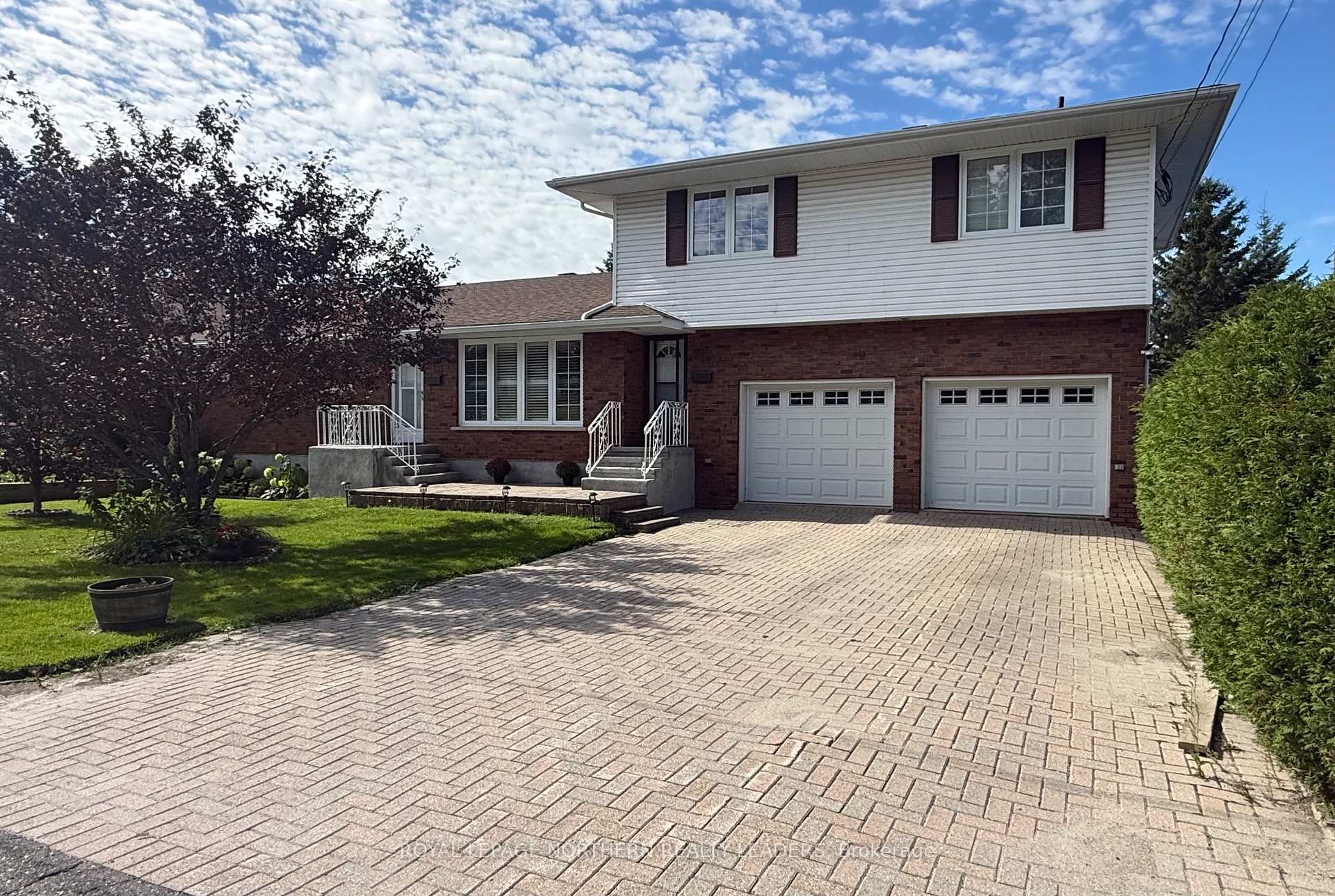 Front of 563-565 Patricia Boulevard