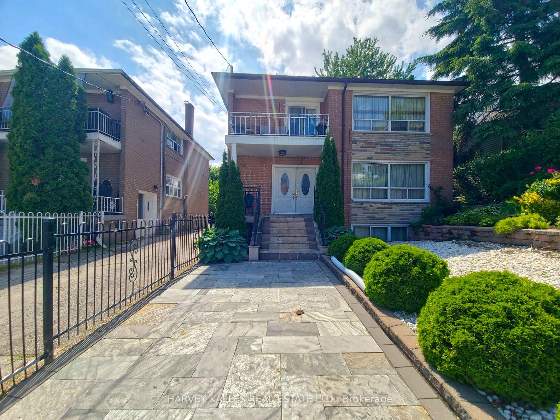 Photo of Unit Room # 4, 8 Medford Avenue