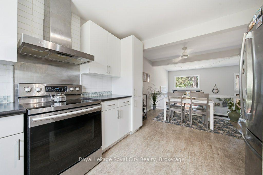 Photo 14 of Unit 31, 35 Rhonda Road, Guelph, Willow West/Sugarbush/West Acres — HOMEH